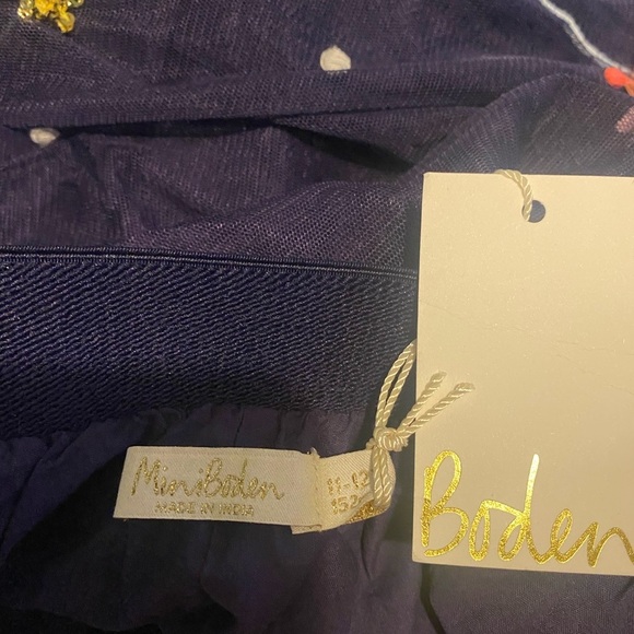 New mini Boden blue Appliqué Tulle Skirt Santa with reindeers 11/12 Christmas - Picture 5 of 5